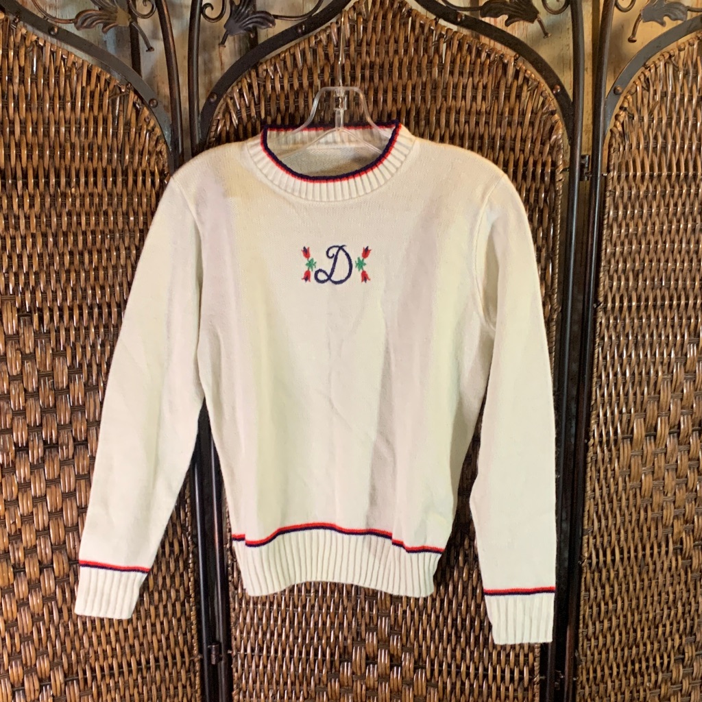 Vintage Embroidered D Sweater Size S